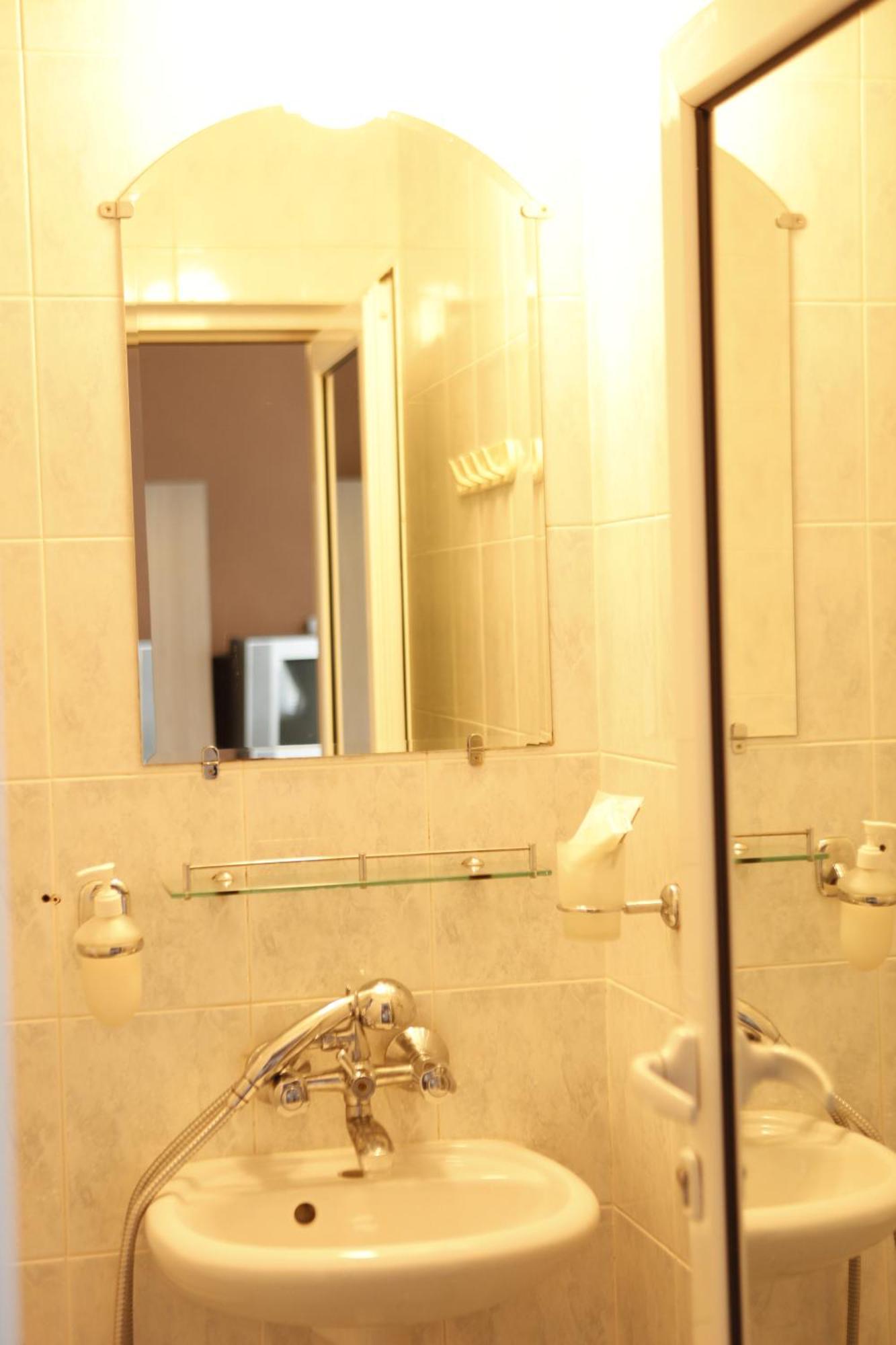Hotel Edona *